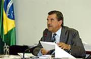 Diputado Federal Regis de Oliveira, autor de la iniciativa.